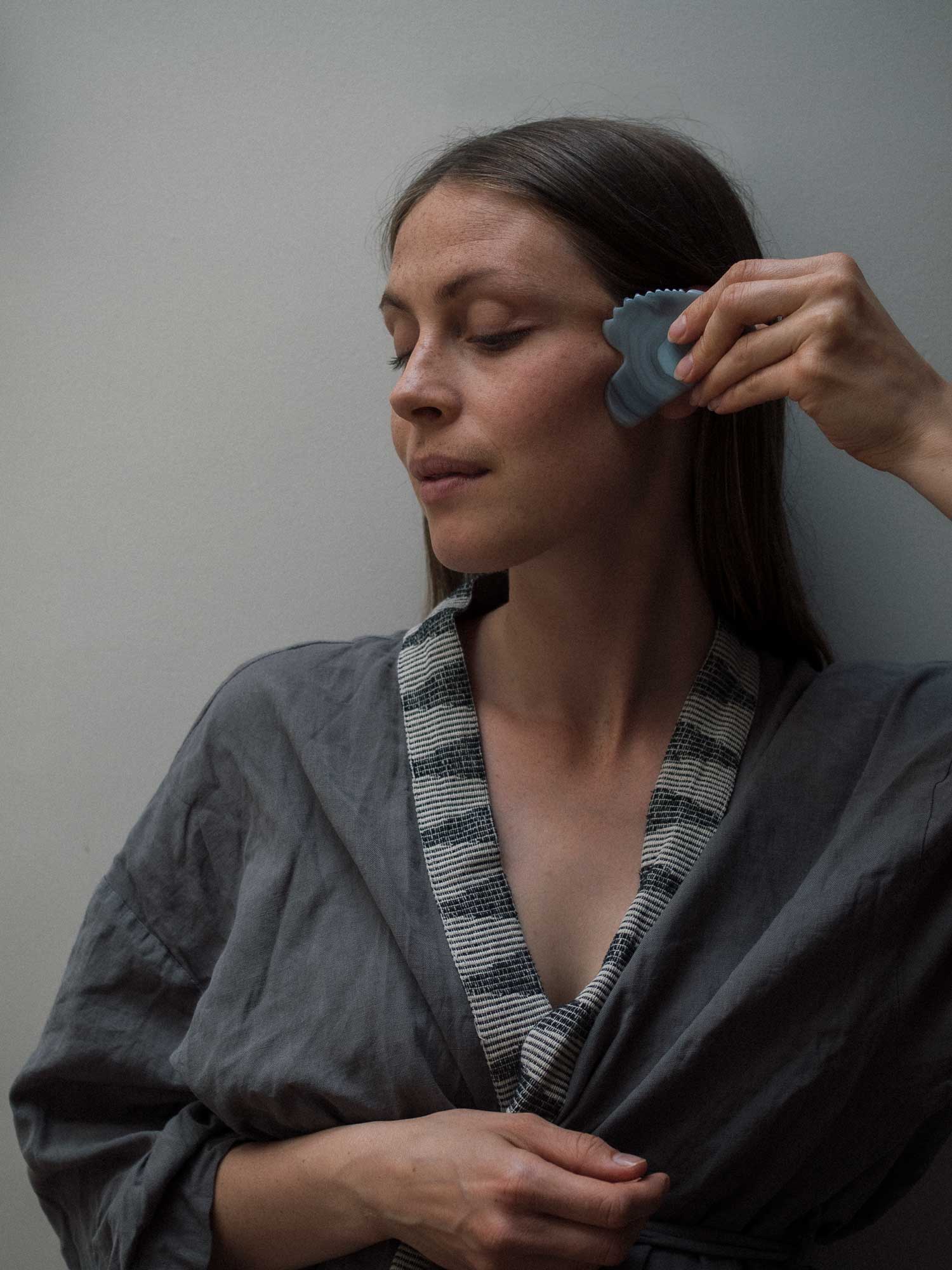 Face Gua Sha - Image 3